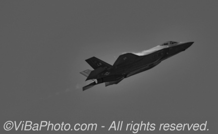 f35